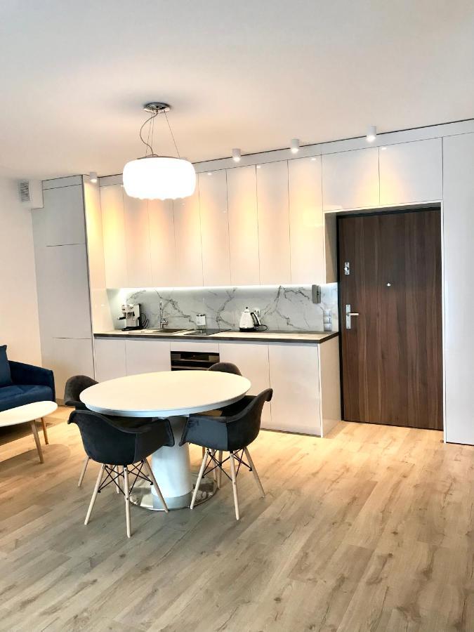 Apartament Rodzinny Z Duzym Tarasem Pogorzelica  Exteriör bild