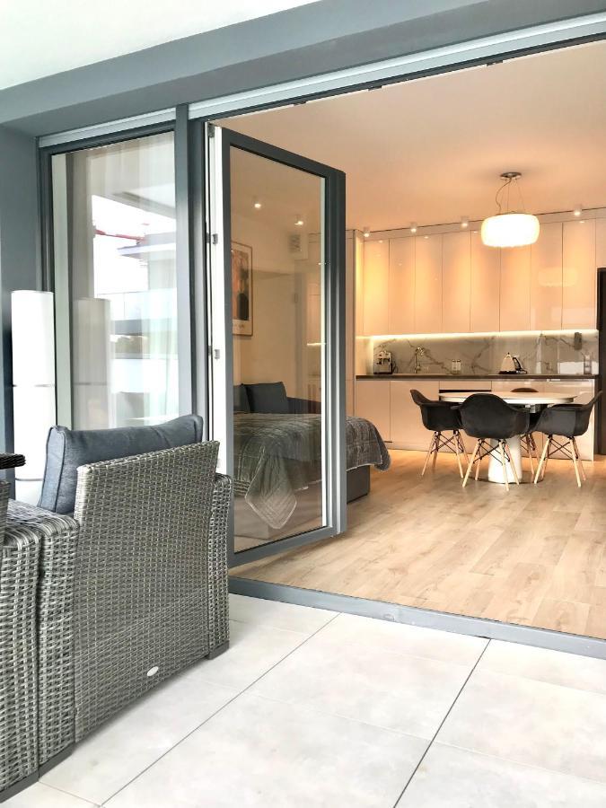 Apartament Rodzinny Z Duzym Tarasem Pogorzelica  Exteriör bild